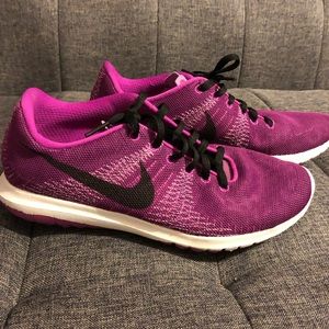 Womens Nike Flex Fury